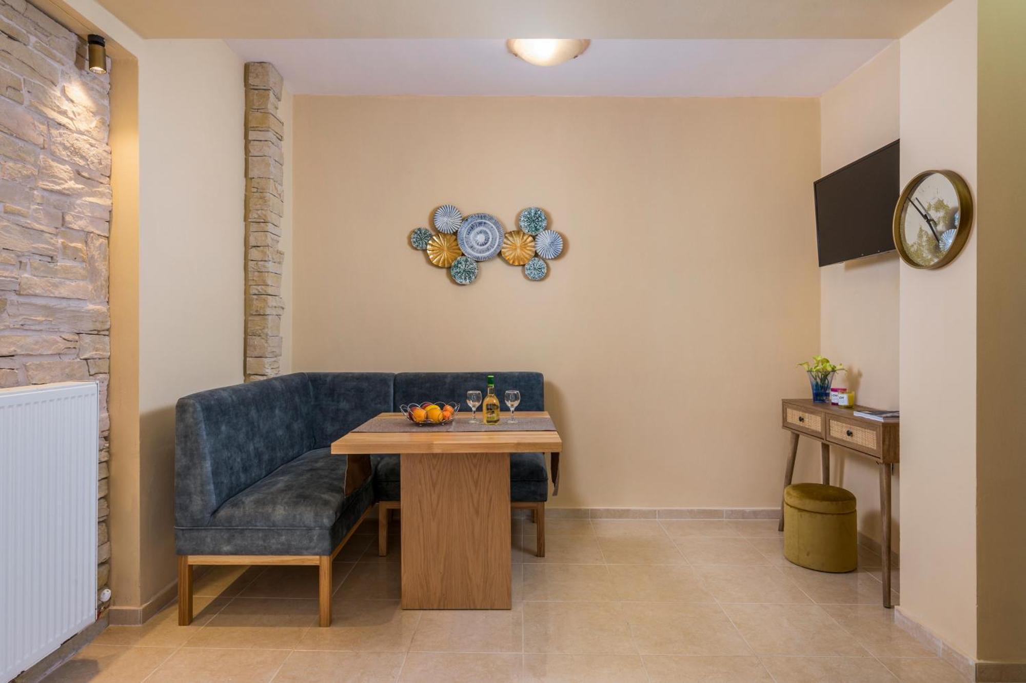 Anna Boutique Apartment Kato Daratso Ngoại thất bức ảnh
